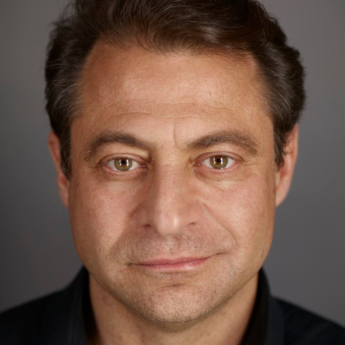 Peter-Diamandis-Headshot copy.jpg