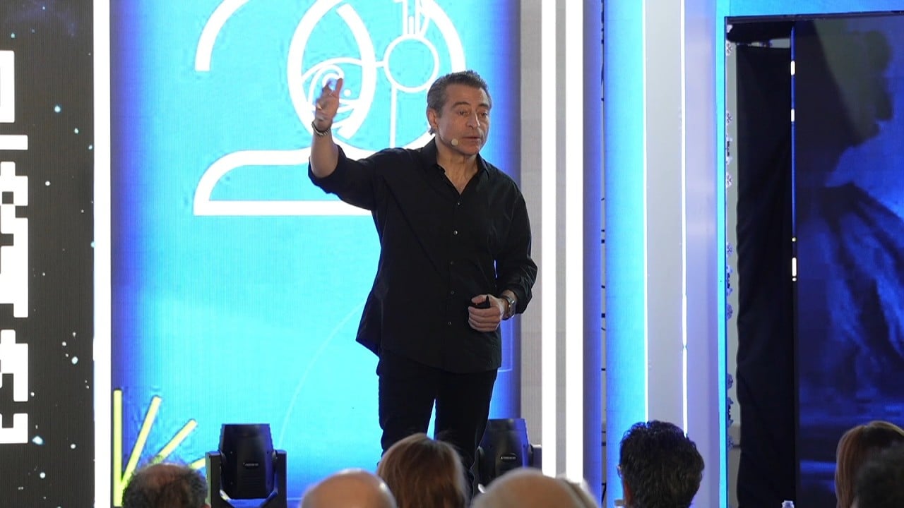 EP #155 Our Lives After the AI Revolution - Answering the Hard Questions